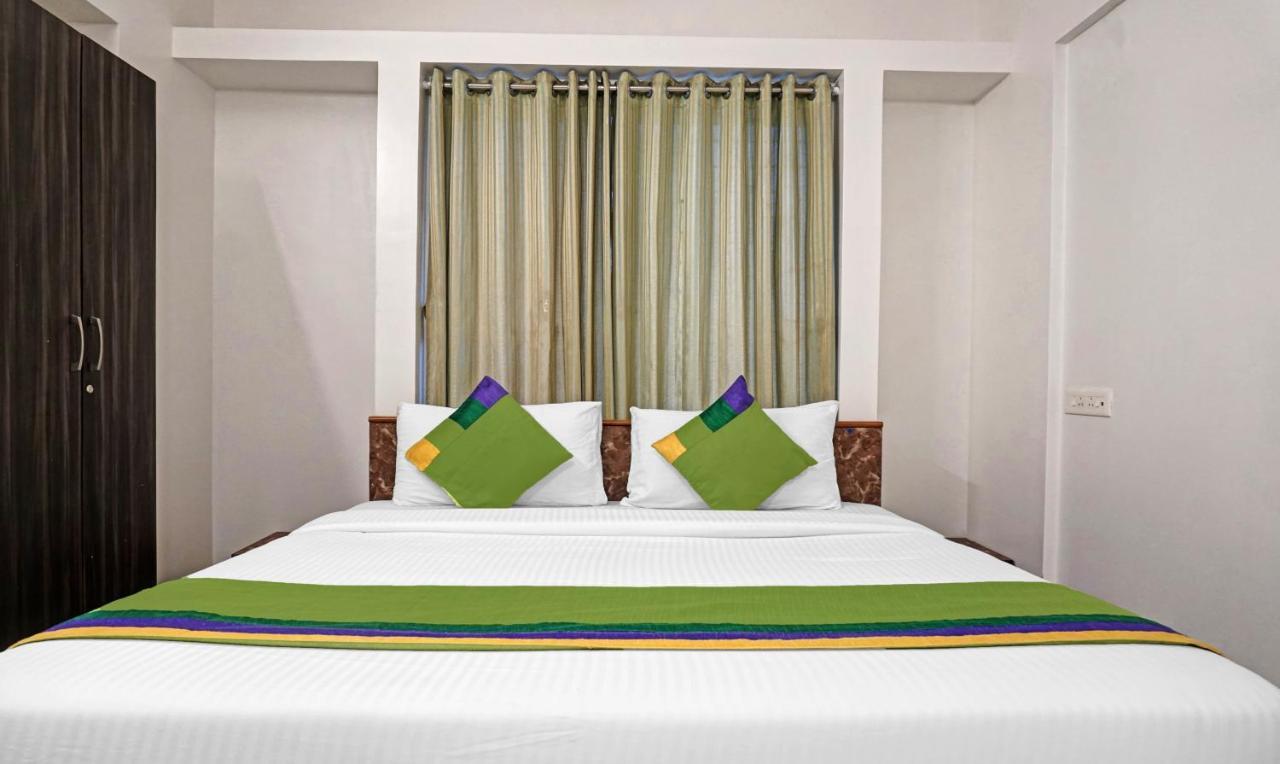 Treebo Diamond Residency - Ddpk Inn Pune Exteriör bild