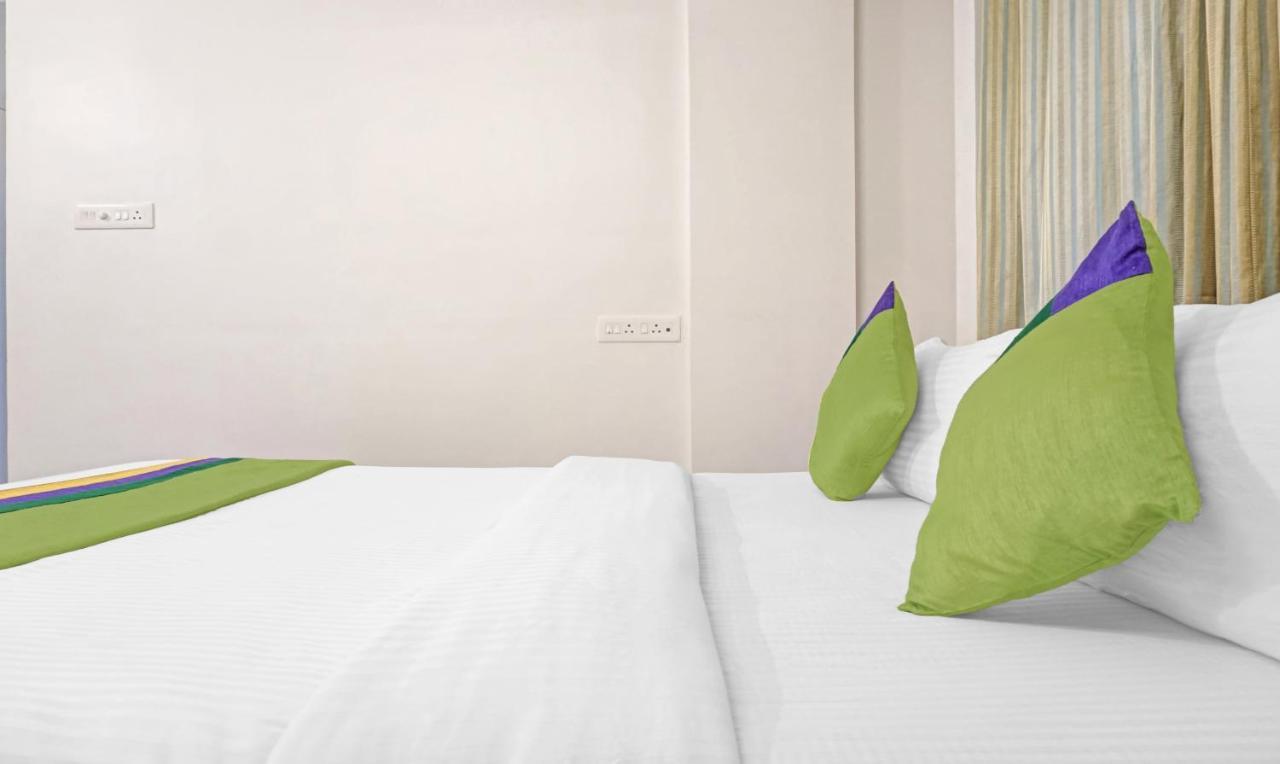 Treebo Diamond Residency - Ddpk Inn Pune Exteriör bild