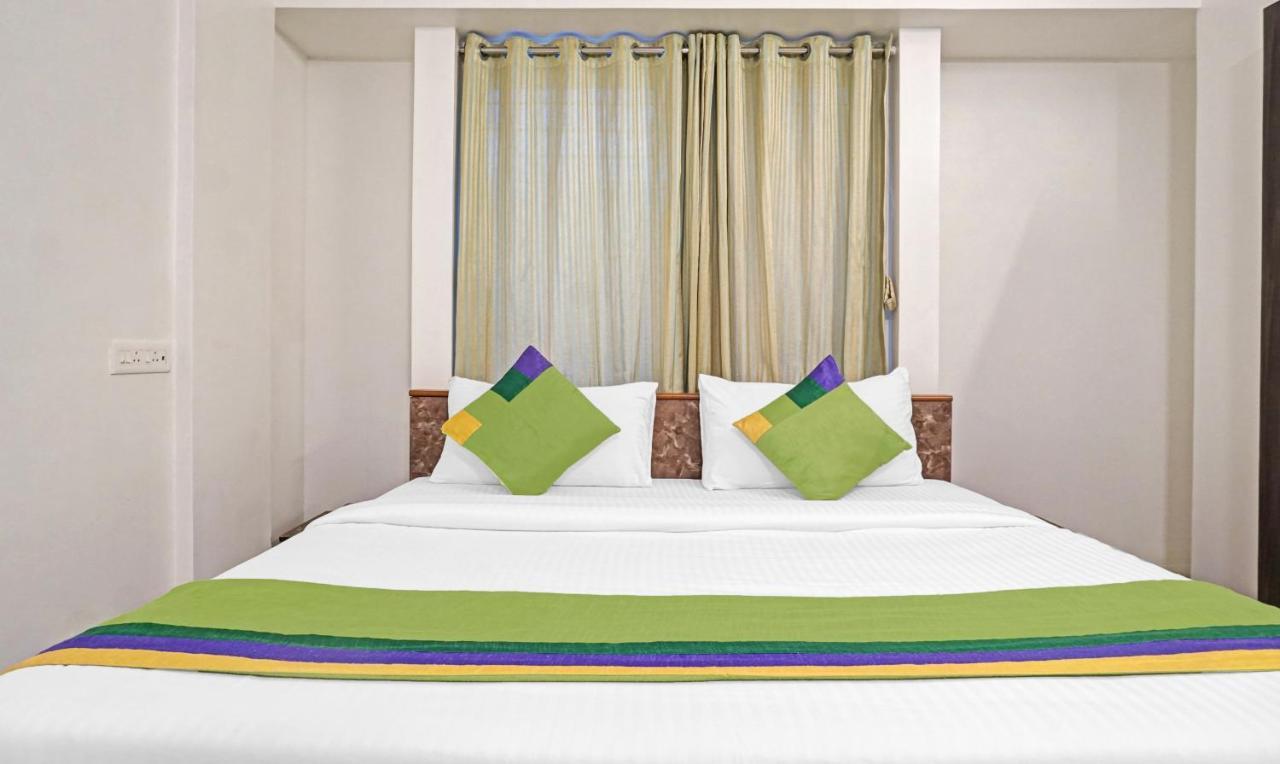 Treebo Diamond Residency - Ddpk Inn Pune Exteriör bild