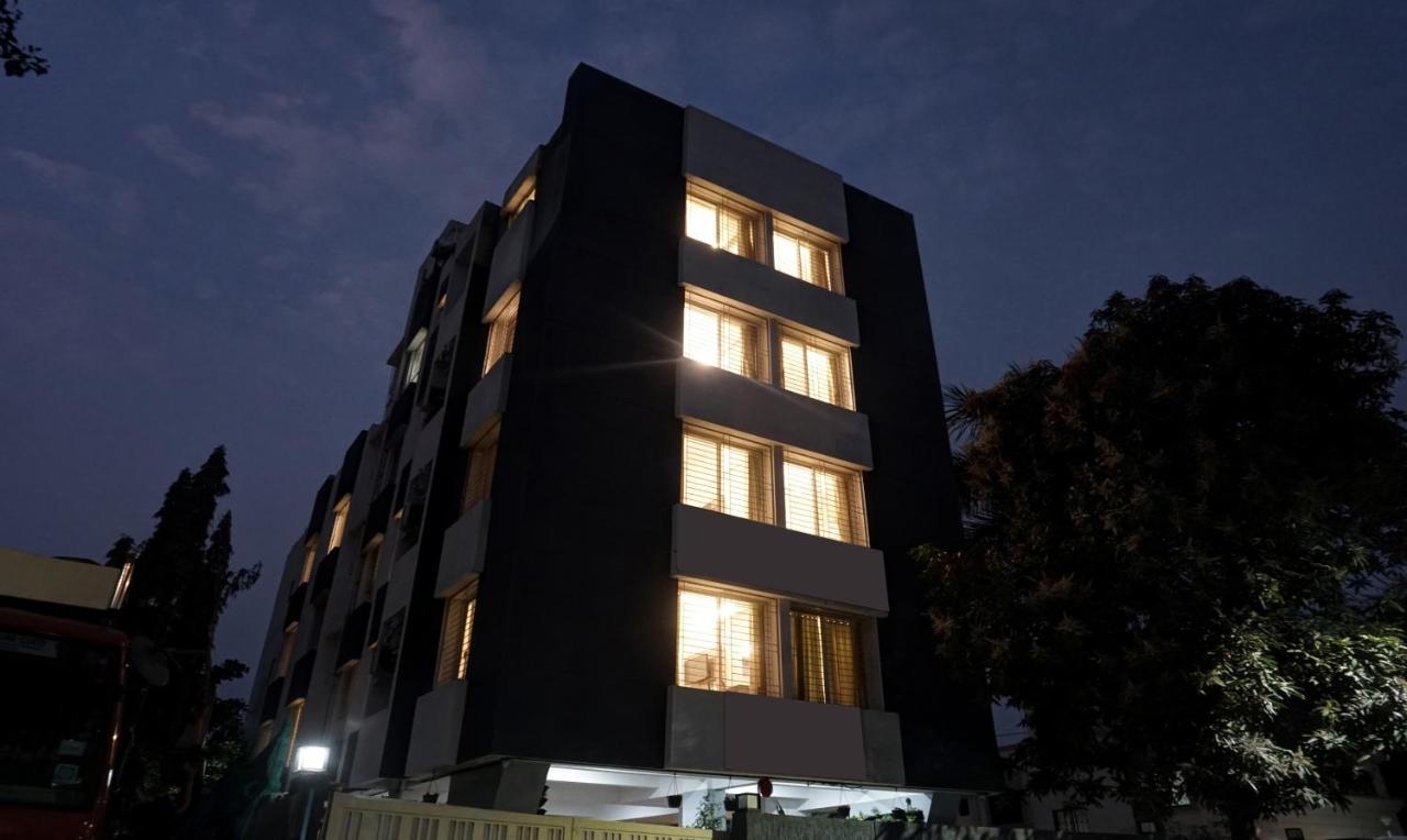 Treebo Diamond Residency - Ddpk Inn Pune Exteriör bild