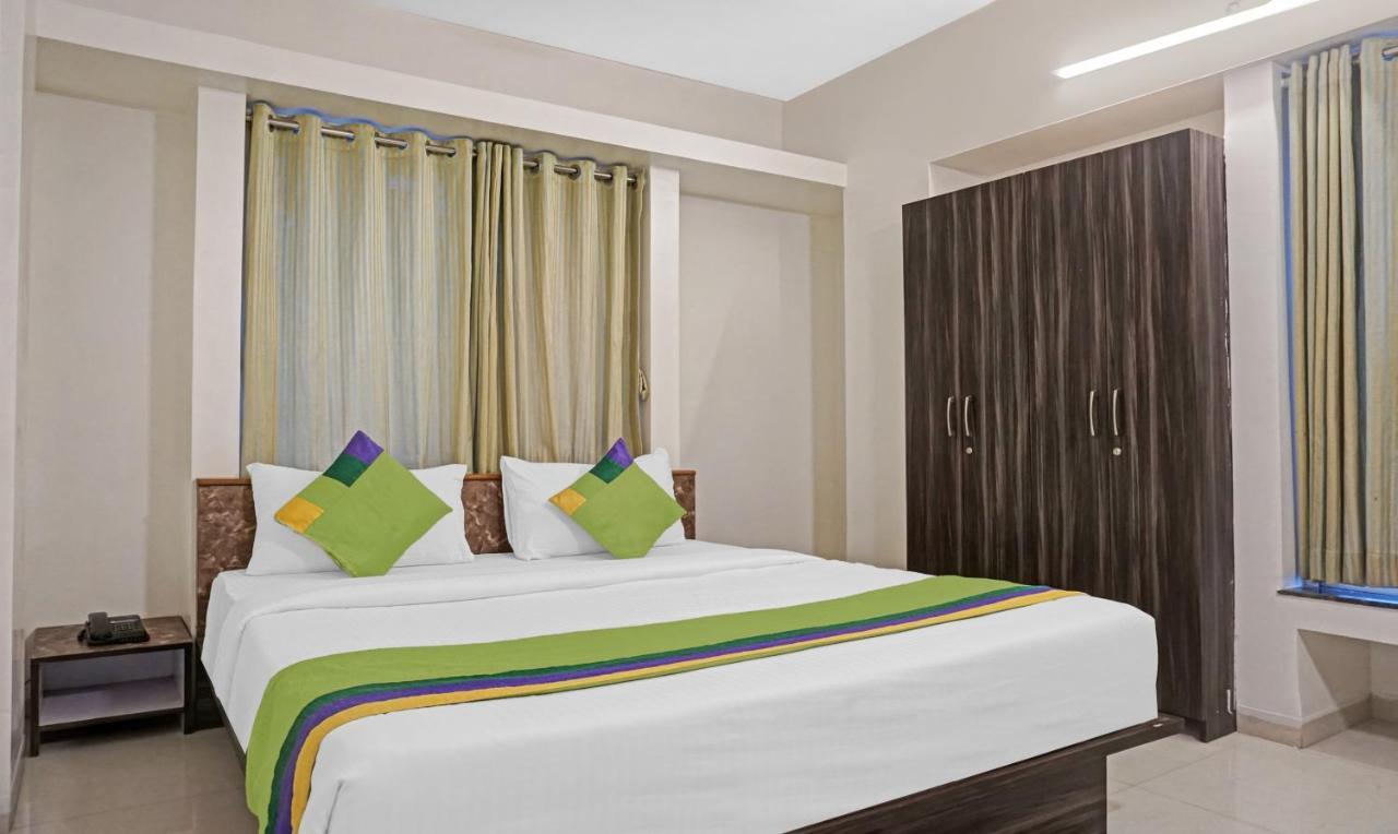 Treebo Diamond Residency - Ddpk Inn Pune Exteriör bild