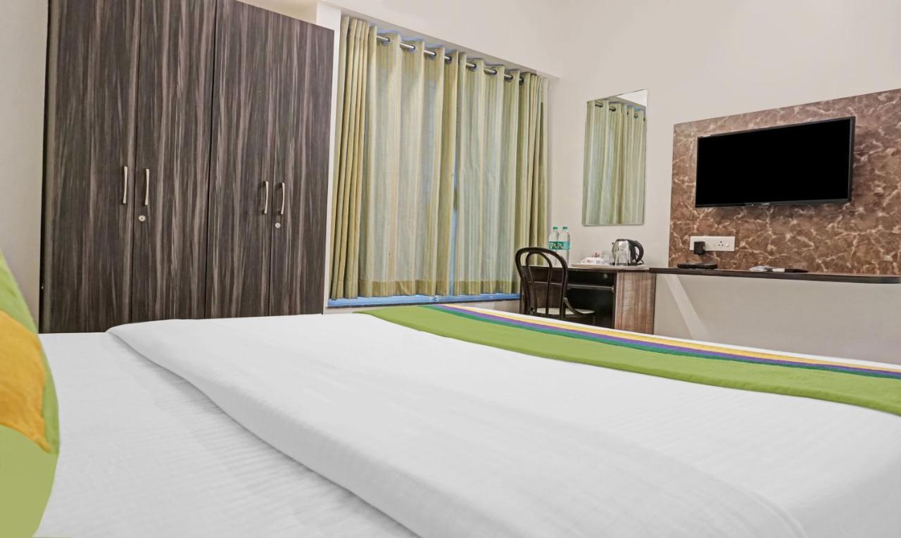 Treebo Diamond Residency - Ddpk Inn Pune Exteriör bild